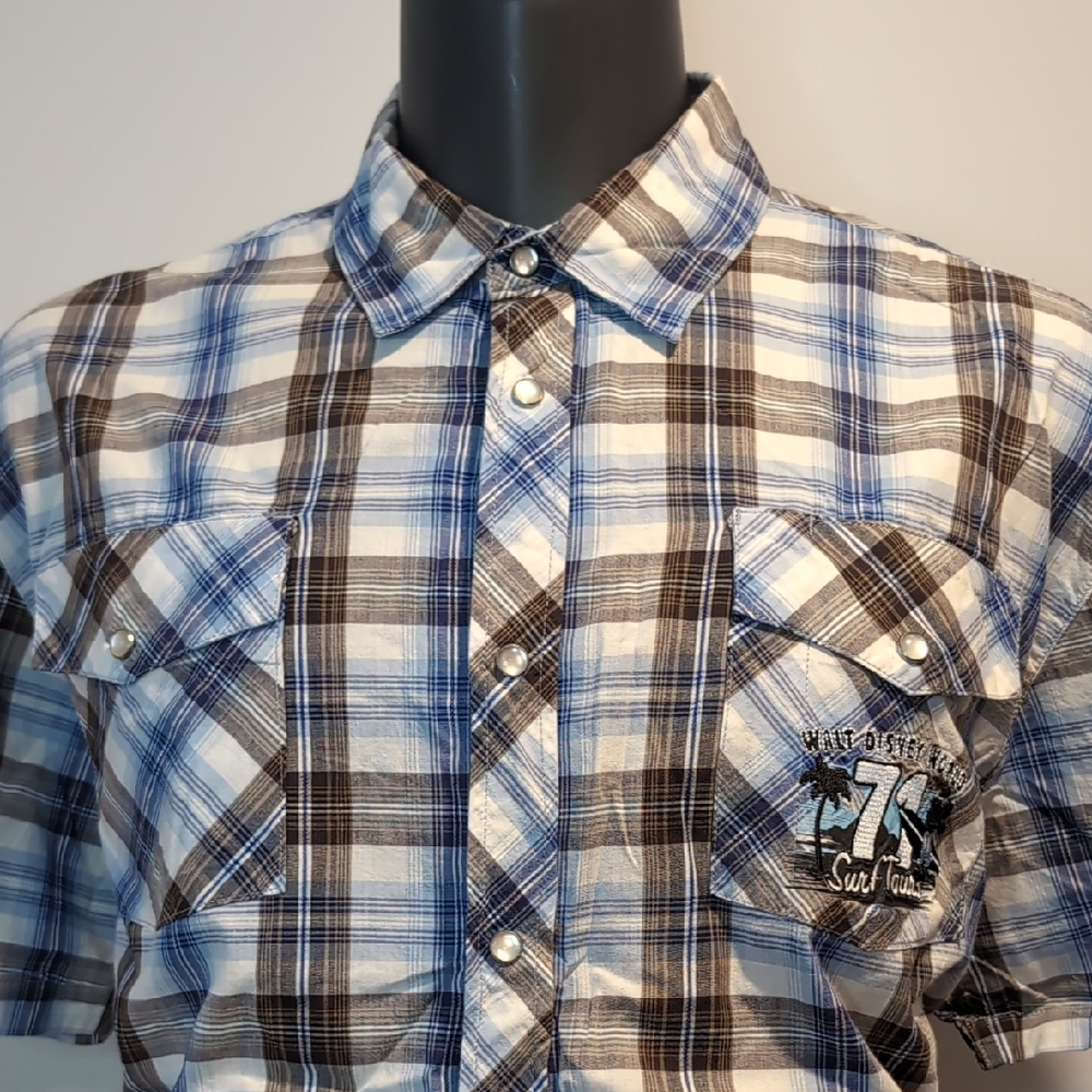 Disney Parks Blue and Brown Plaid Short-Sleeve Button Front Shirt XL